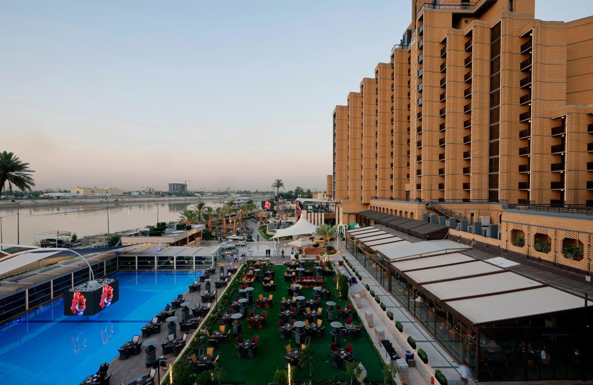 Babylon Rotana Hotel Багдад Экстерьер фото