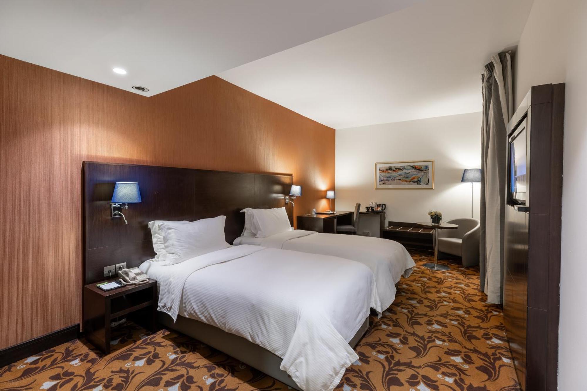 Babylon Rotana Hotel Багдад Экстерьер фото